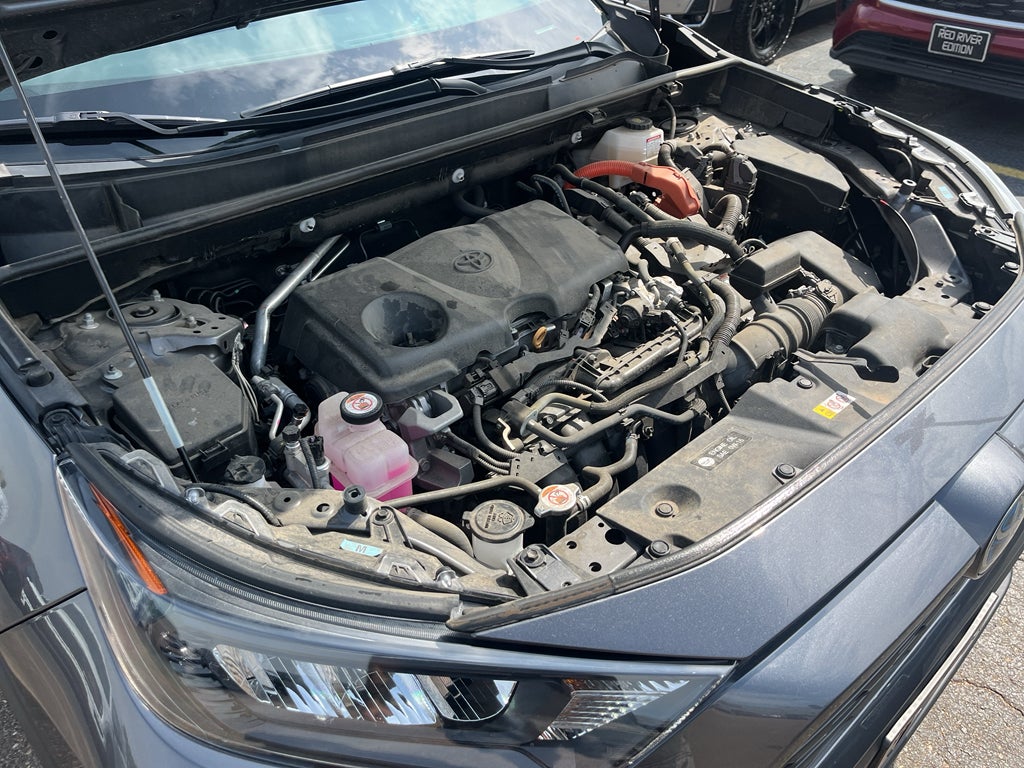 2022 Toyota RAV4 Hybrid LE