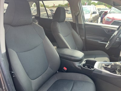 2022 Toyota RAV4 Hybrid LE