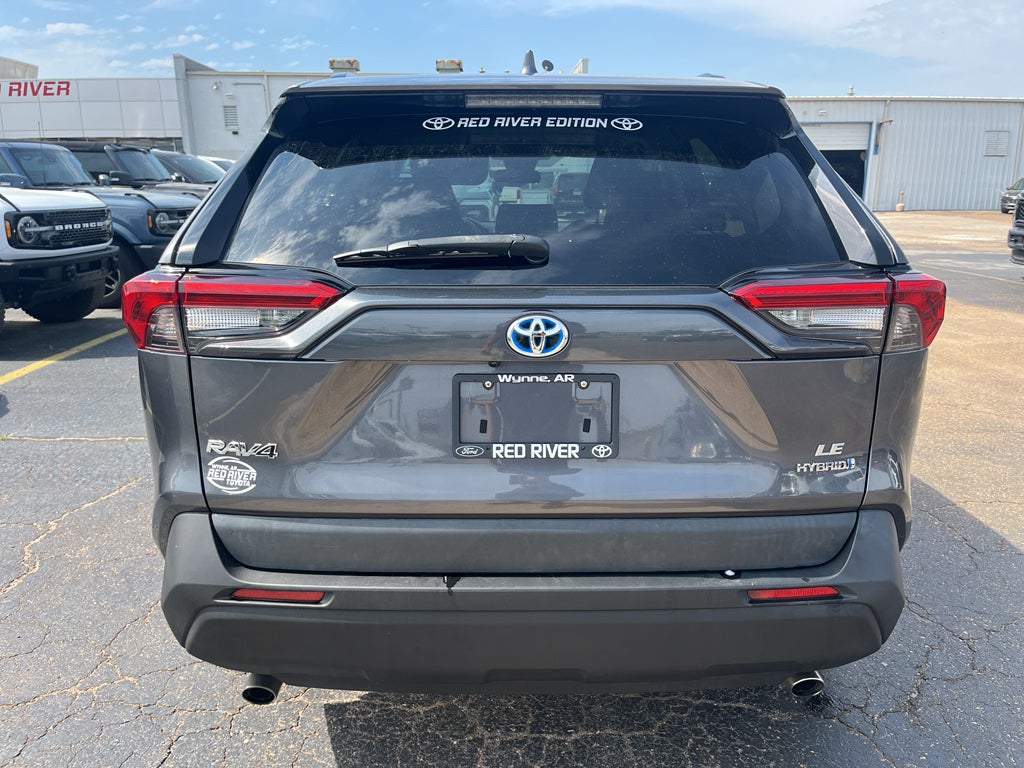 2022 Toyota RAV4 Hybrid LE