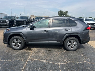 2022 Toyota RAV4 Hybrid LE