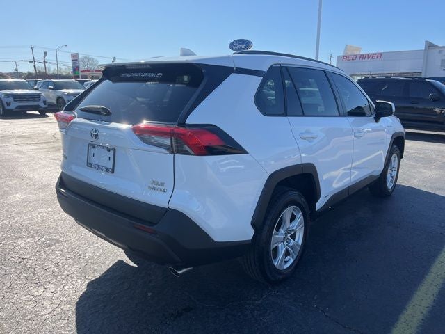 2021 Toyota RAV4 Hybrid XLE