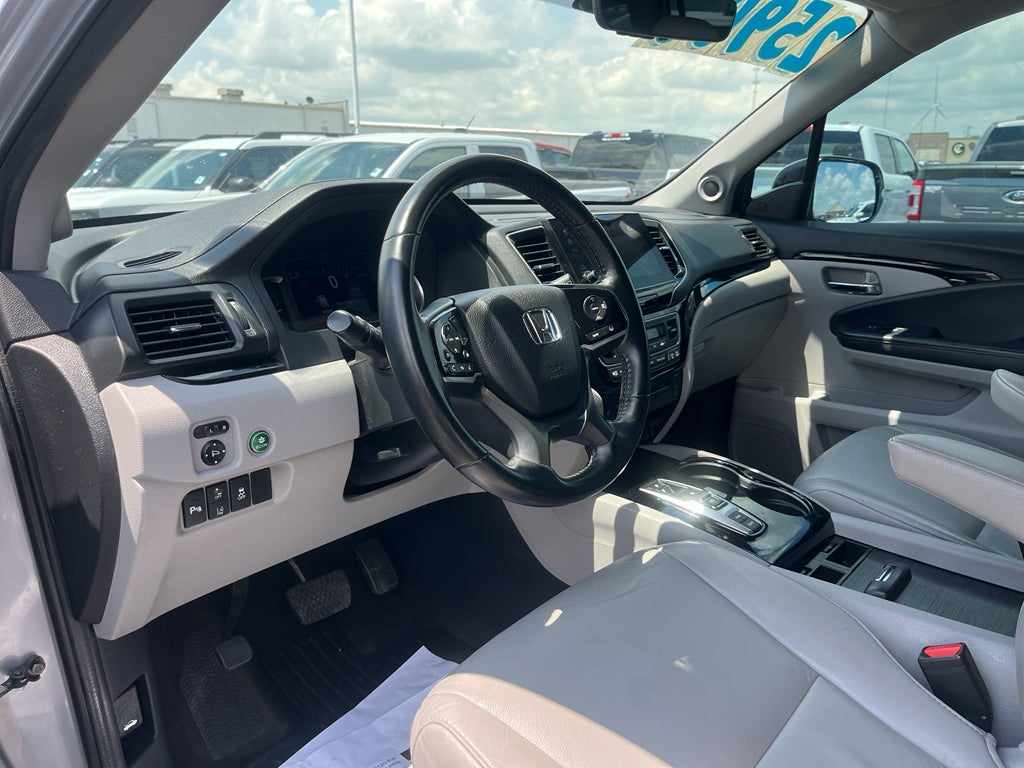 2021 Honda Pilot Touring 8-Passenger