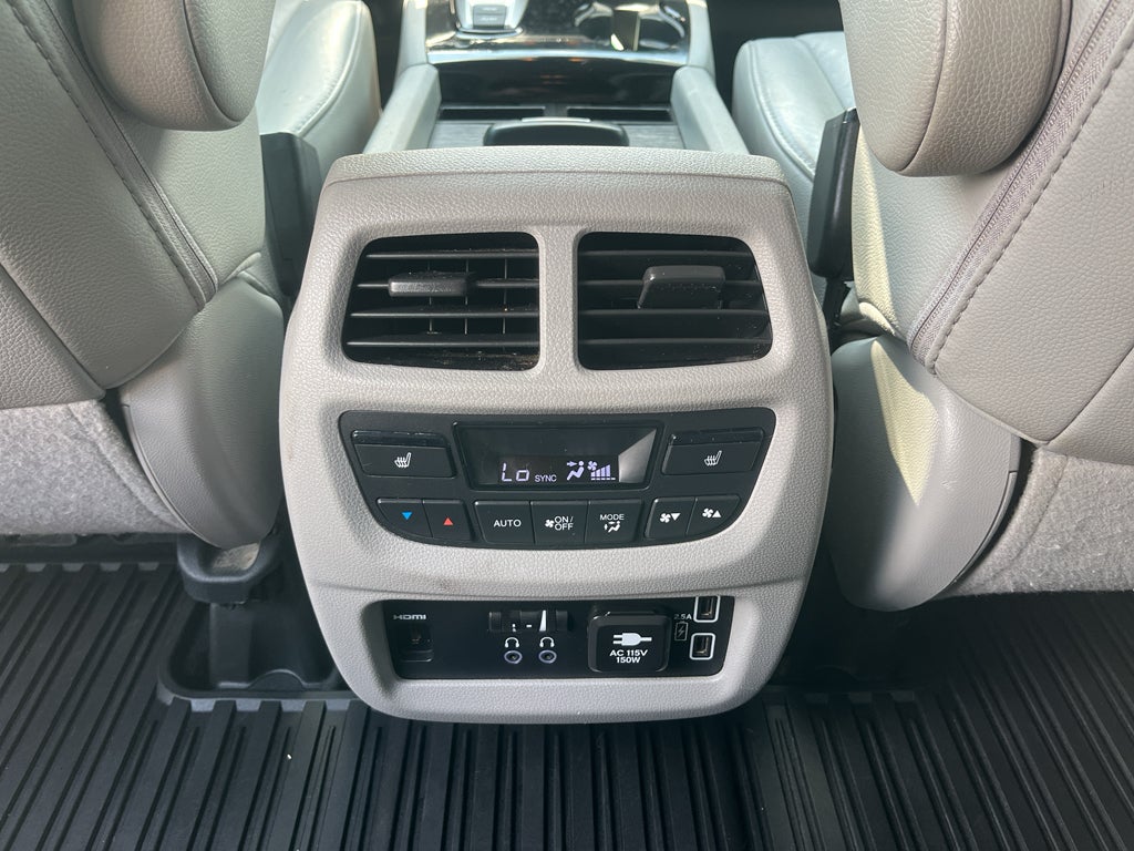2021 Honda Pilot Touring 8-Passenger
