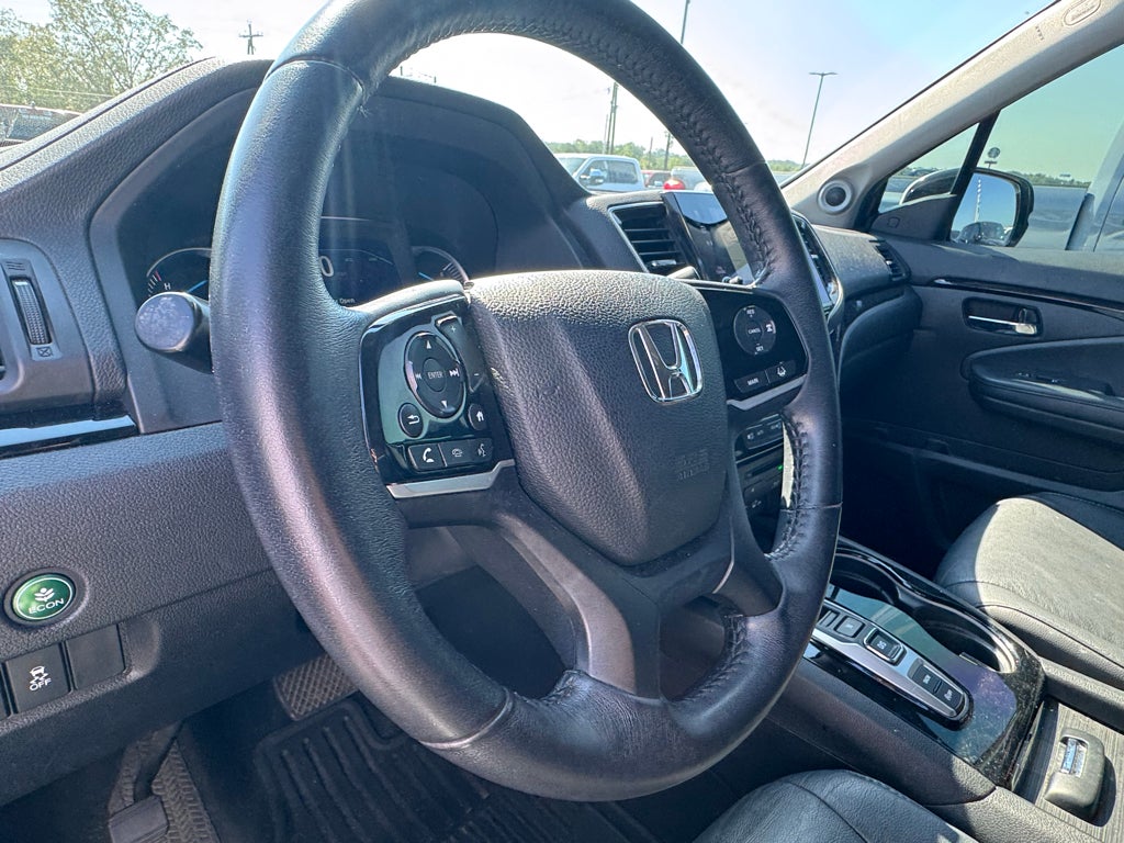 2022 Honda Pilot Touring 8-Passenger