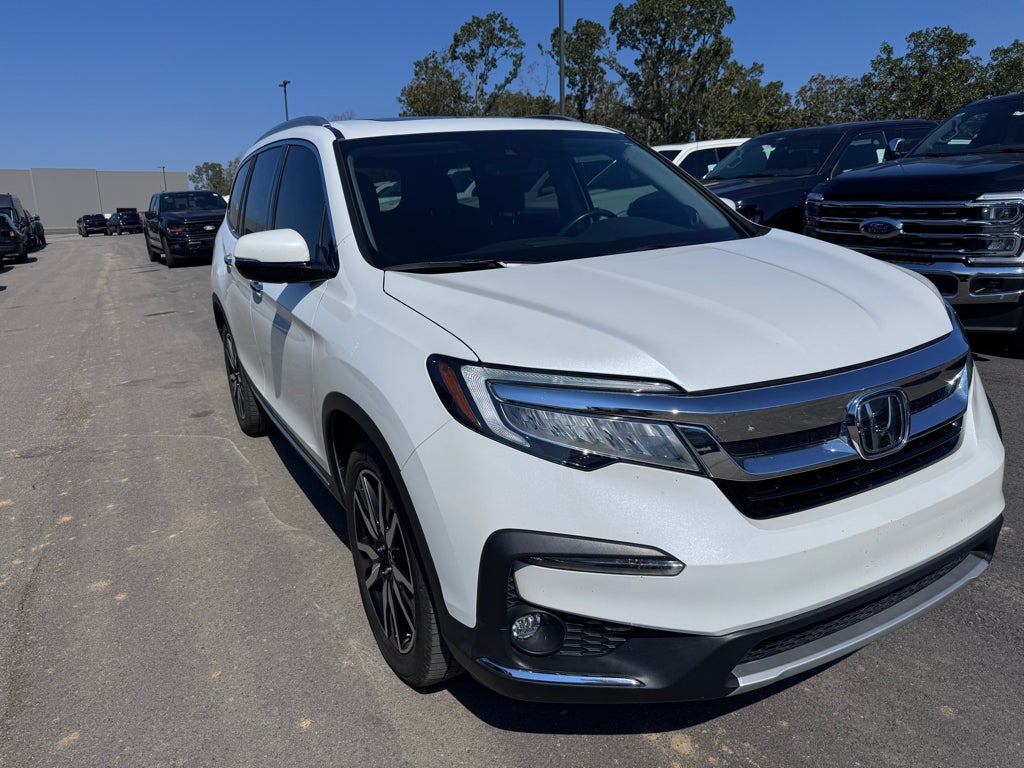 2022 Honda Pilot Touring 8-Passenger