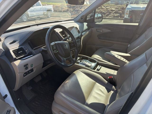 2021 Honda Pilot Touring 8 Passenger