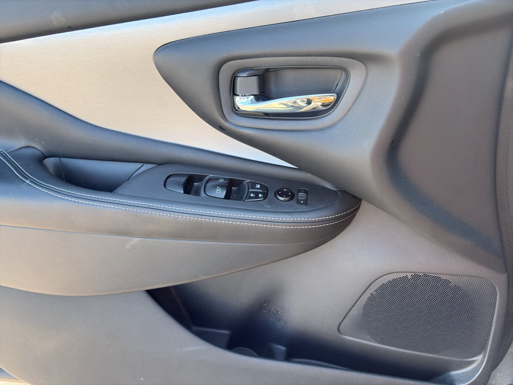 2021 Nissan Murano SV