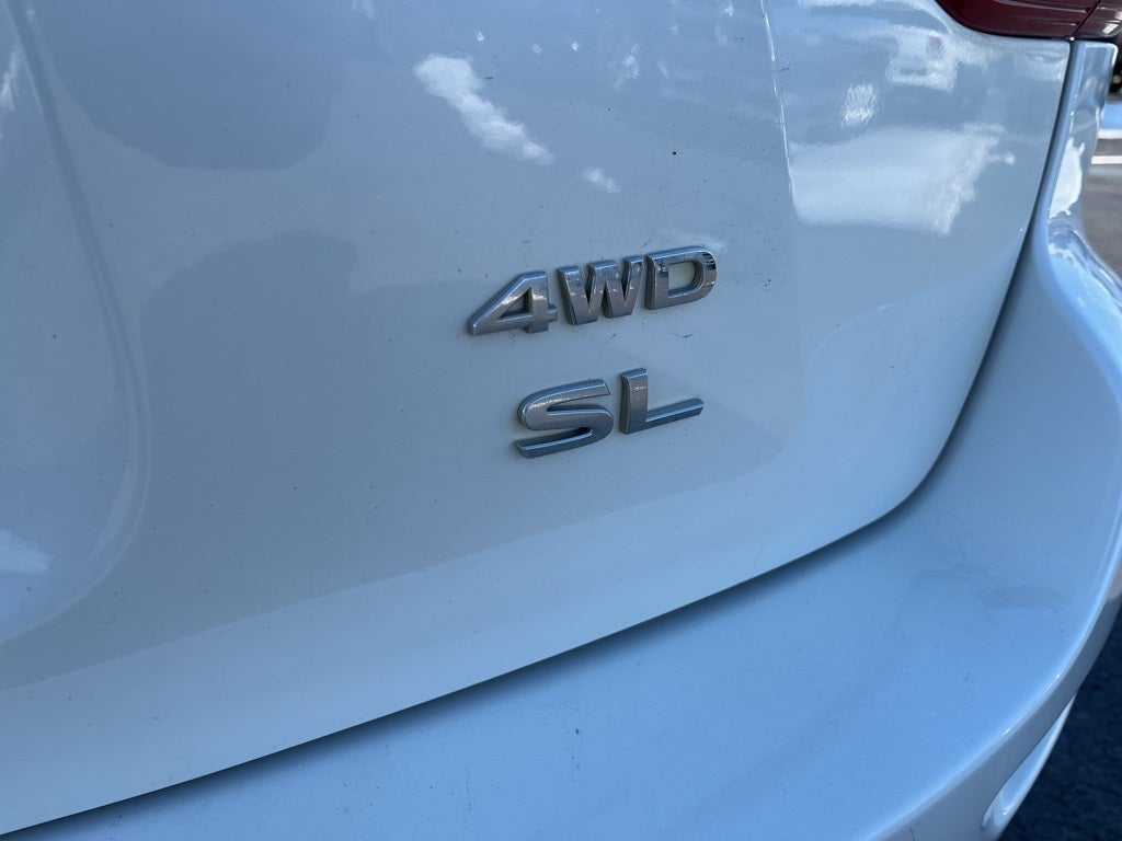 2019 Nissan Pathfinder SL