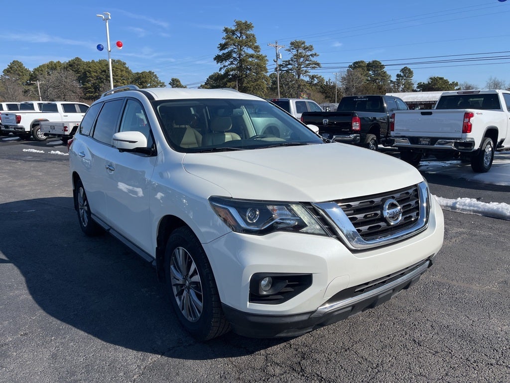 2019 Nissan Pathfinder SL