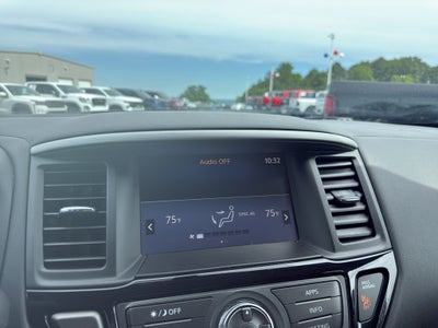 2019 Nissan Pathfinder SV