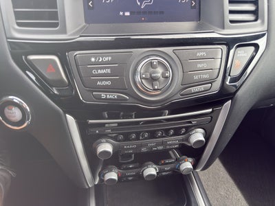 2019 Nissan Pathfinder SV