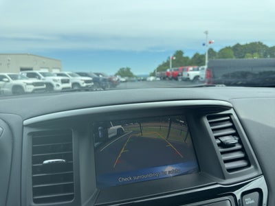 2019 Nissan Pathfinder SV