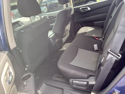 2019 Nissan Pathfinder SV