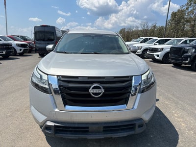 2022 Nissan Pathfinder S