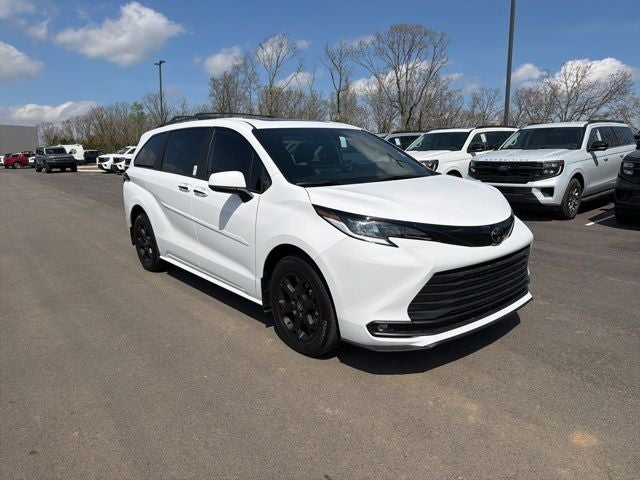 2026 Toyota Sienna XLE 7 Passenger