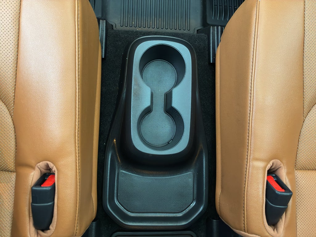 2023 Toyota Highlander Hybrid Hybrid Platinum