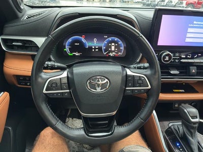 2023 Toyota Highlander Hybrid Hybrid Platinum