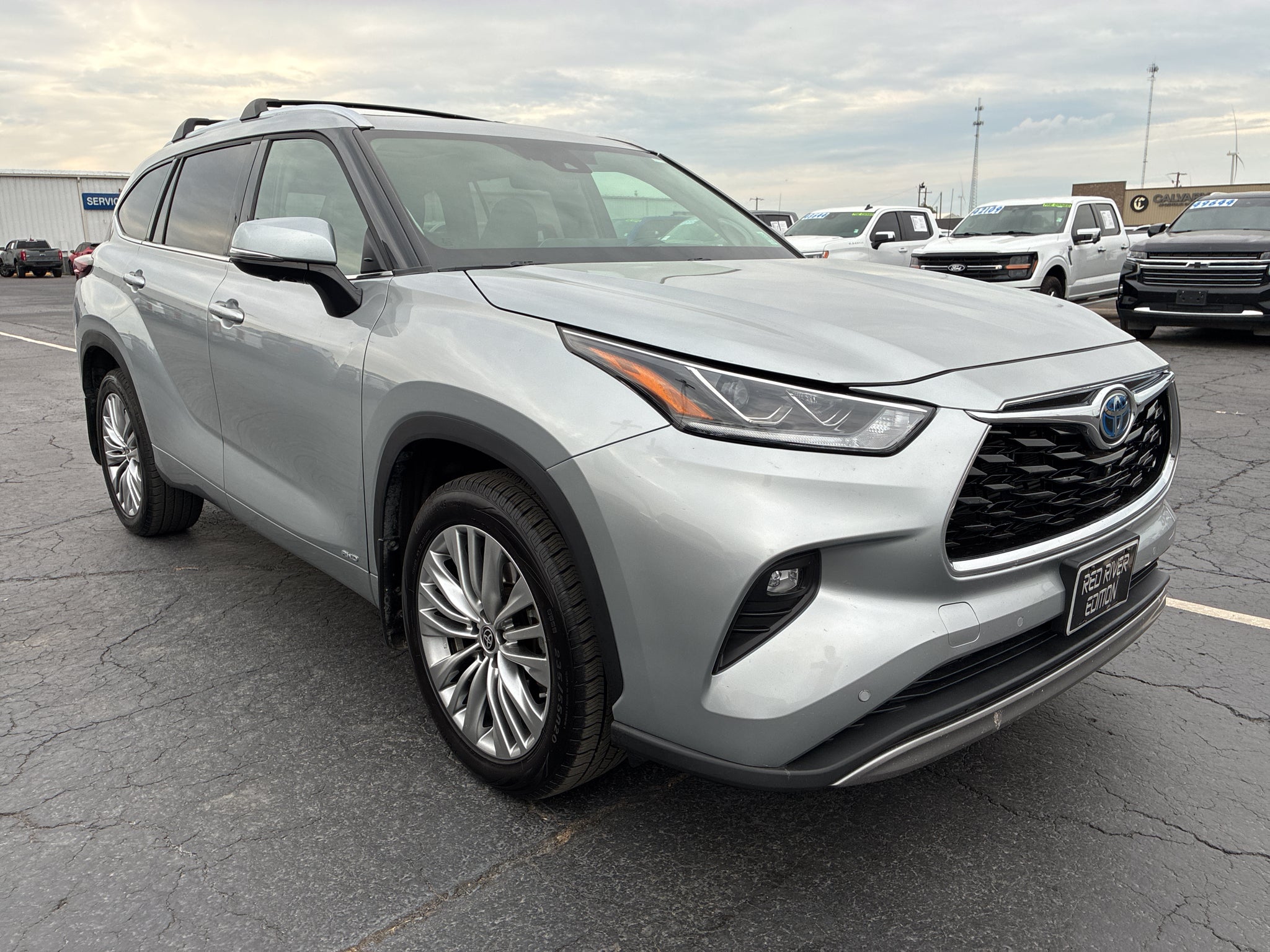 2024 Toyota Highlander Hybrid Hybrid Platinum