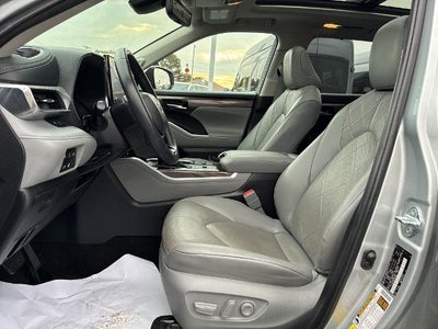 2024 Toyota Highlander Hybrid Hybrid Platinum