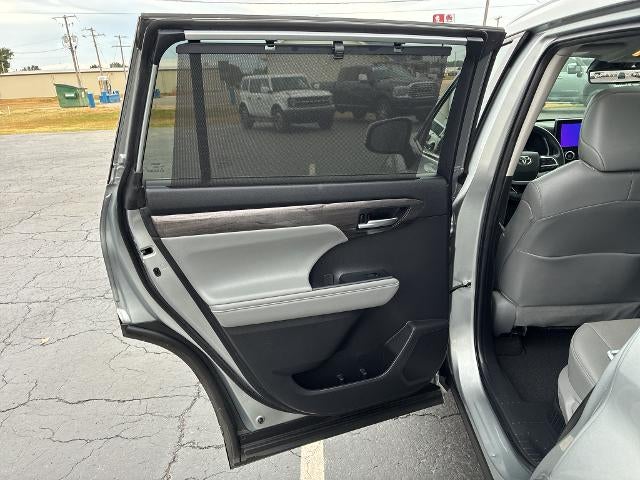 2024 Toyota Highlander Hybrid Hybrid Platinum