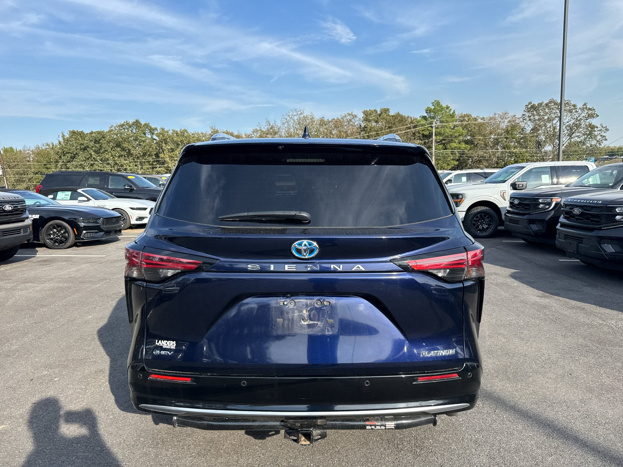 2025 Toyota Sienna Platinum