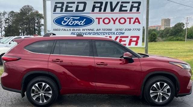 2022 Toyota Highlander XLE in Wynne, AR - Red River Automotive Group