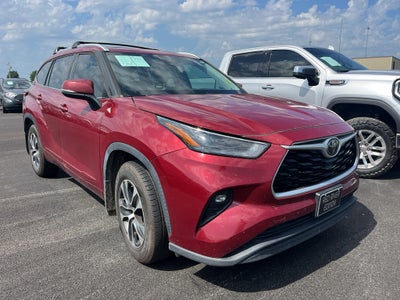 2022 Toyota Highlander XLE