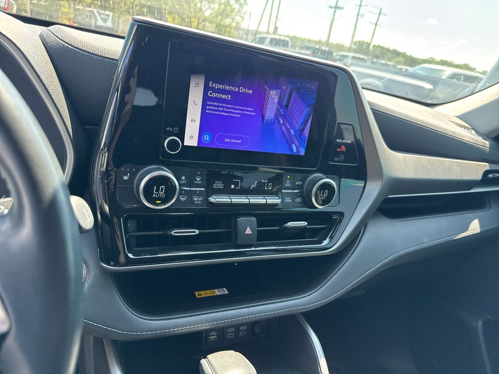 2023 Toyota Highlander Hybrid Hybrid XLE