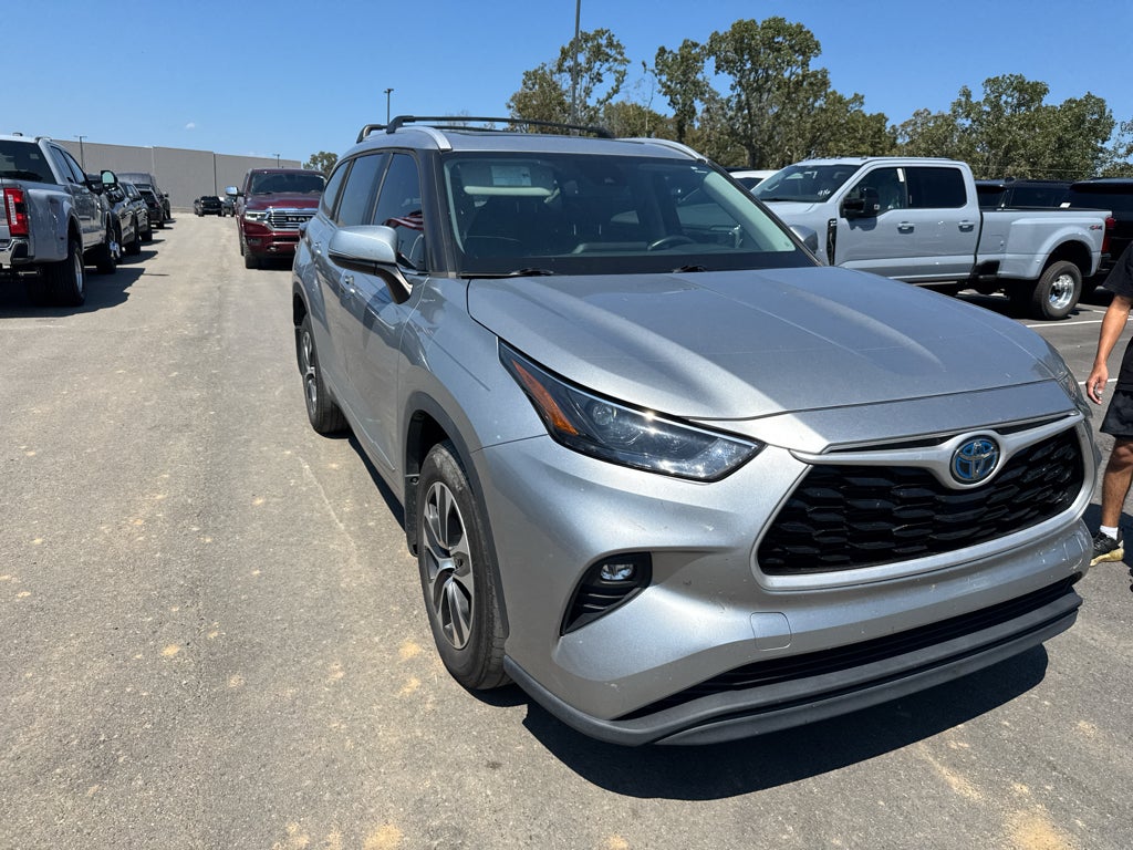 2023 Toyota Highlander Hybrid Hybrid XLE