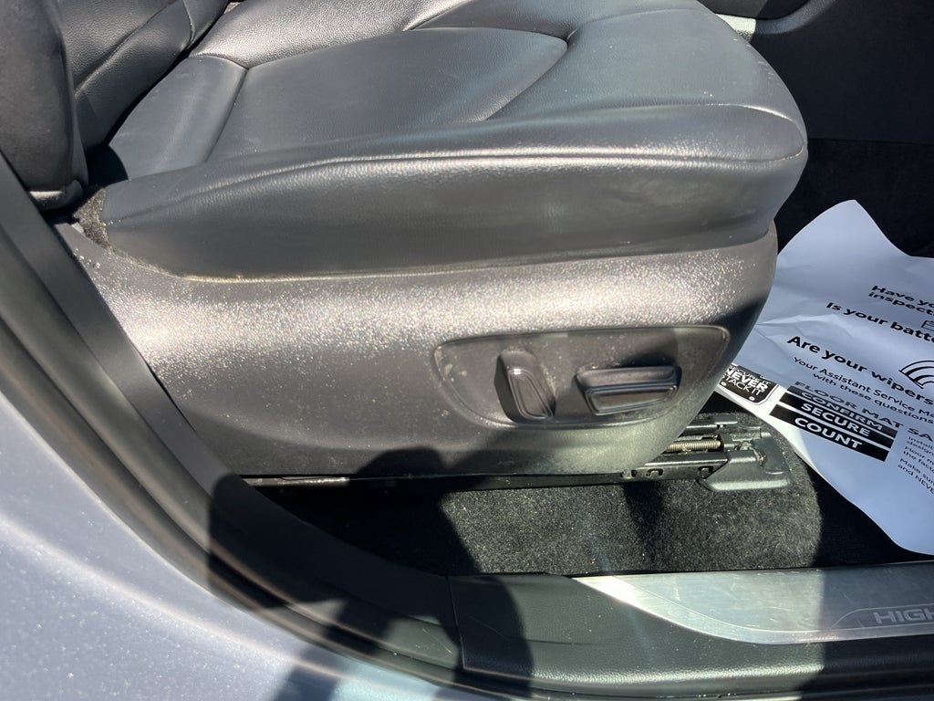 2024 Toyota Highlander Hybrid Hybrid XLE