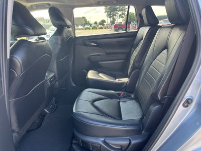 2024 Toyota Highlander Hybrid Hybrid XLE