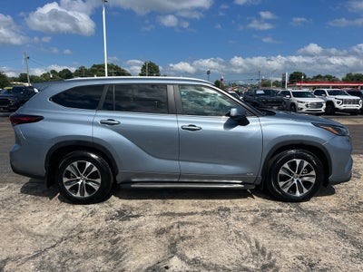 2024 Toyota Highlander Hybrid Hybrid XLE