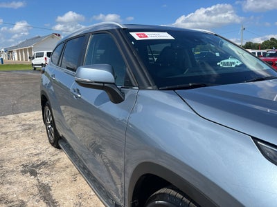 2024 Toyota Highlander Hybrid Hybrid XLE