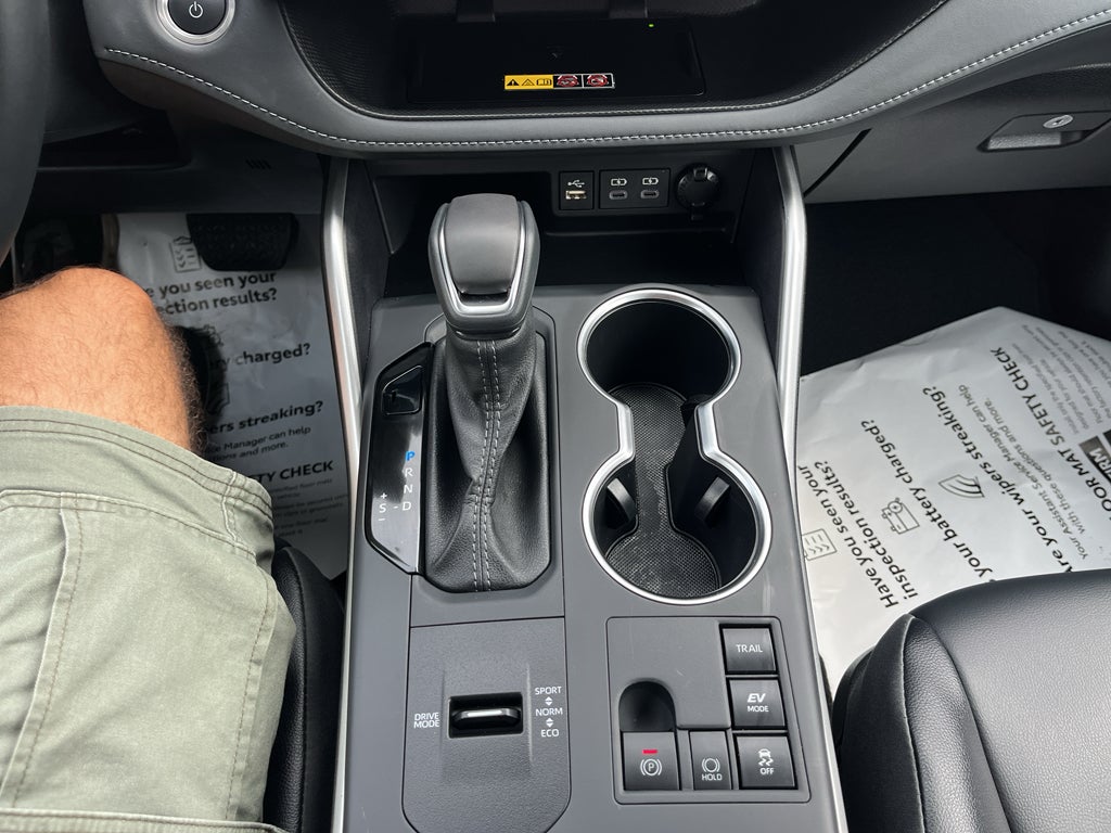 2026 Toyota Highlander Hybrid Hybrid XLE