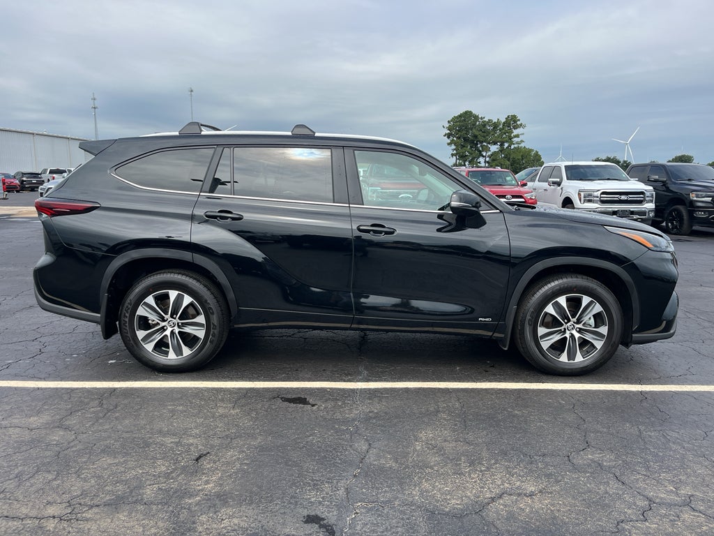 2026 Toyota Highlander Hybrid Hybrid XLE