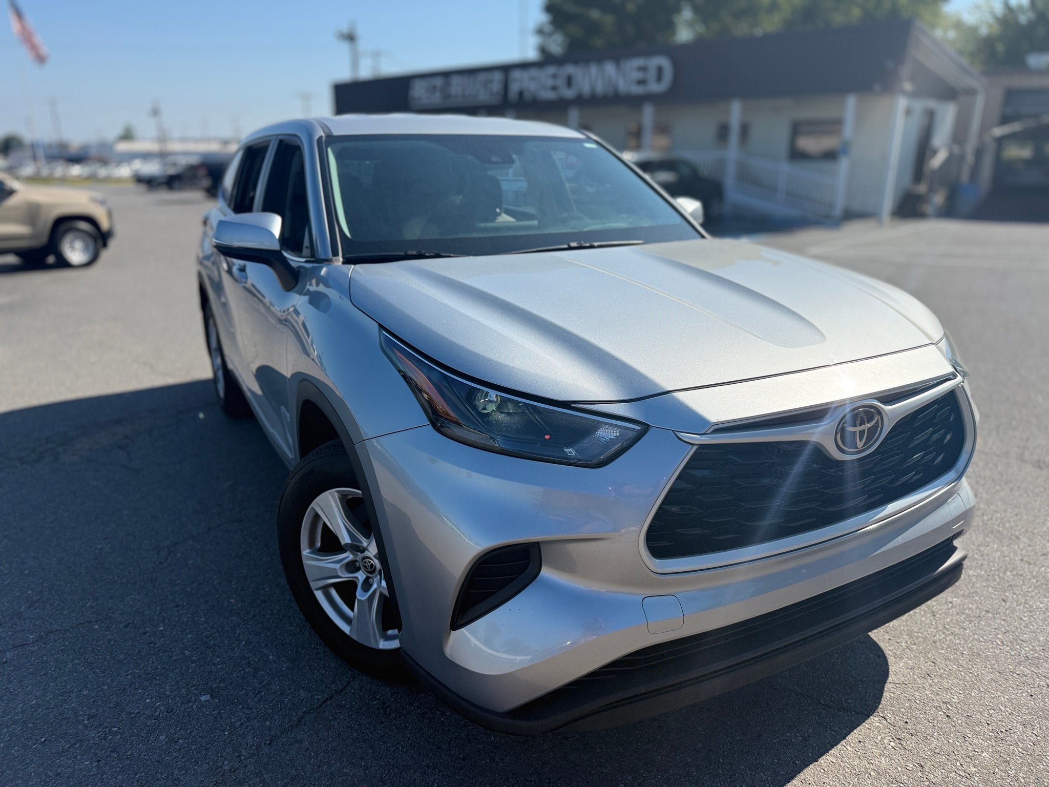 2023 Toyota Highlander L