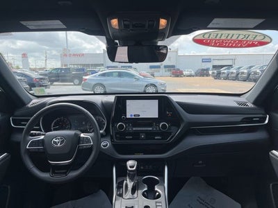 2024 Toyota Highlander XSE