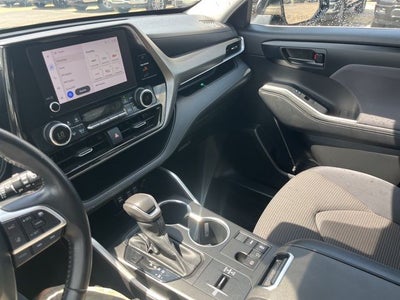 2023 Toyota Highlander LE