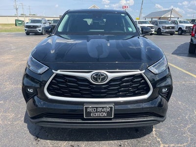 2023 Toyota Highlander LE