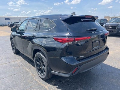2023 Toyota Highlander LE