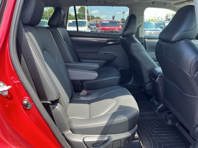 2026 Toyota Highlander Limited