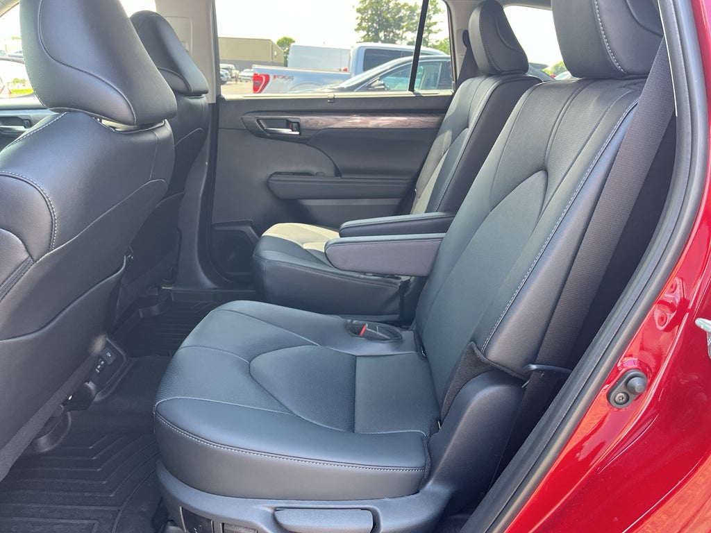2026 Toyota Highlander Limited