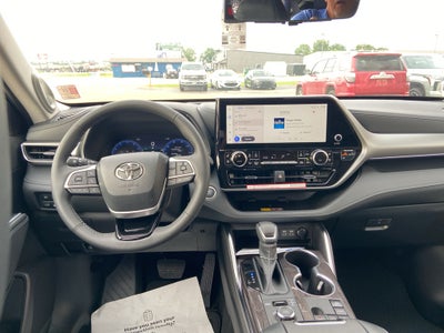2026 Toyota Highlander Platinum