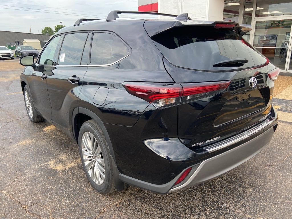 2026 Toyota Highlander Platinum