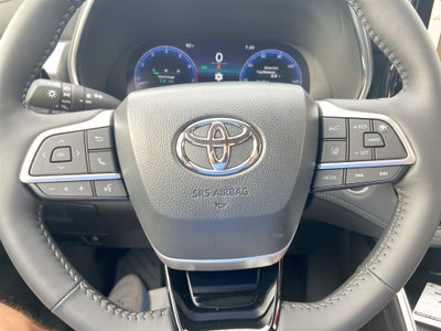 2026 Toyota Highlander Platinum