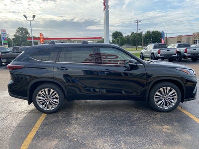 2026 Toyota Highlander Platinum