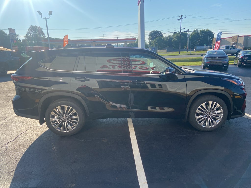 2026 Toyota Highlander Platinum