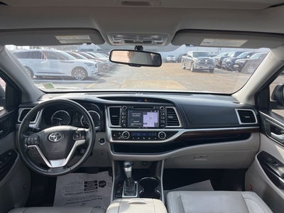 2016 Toyota Highlander Limited Platinum V6