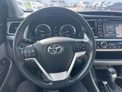 2016 Toyota Highlander Limited Platinum V6