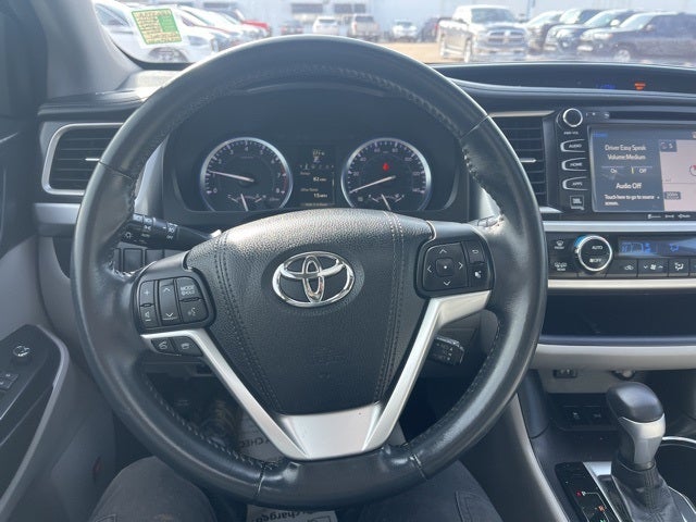2016 Toyota Highlander Limited Platinum V6